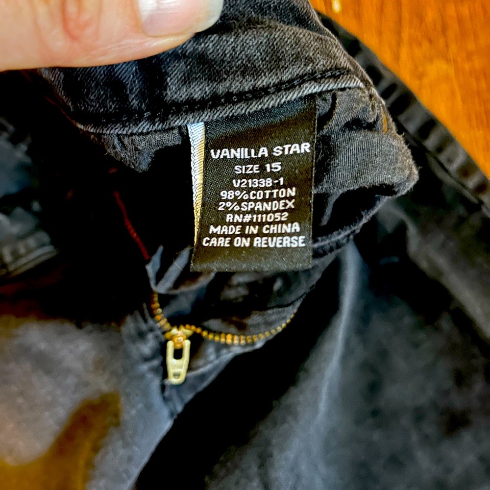 Vanilla Star distressed jeans